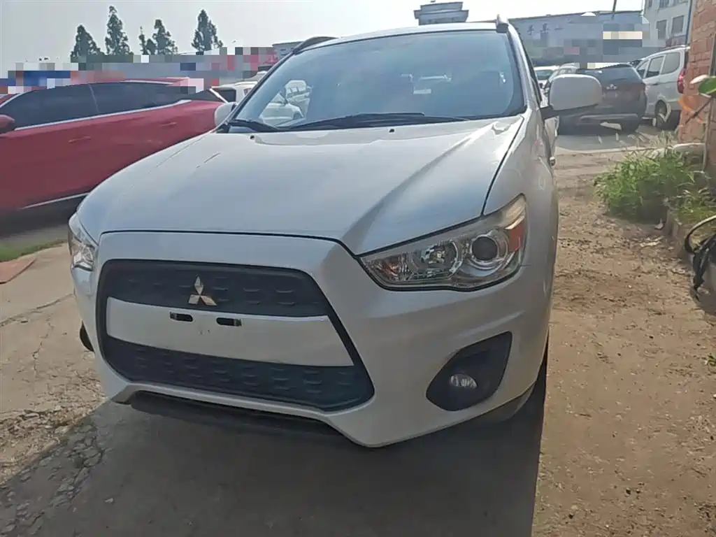 Mitsubishi ASX 2015 — фото 2