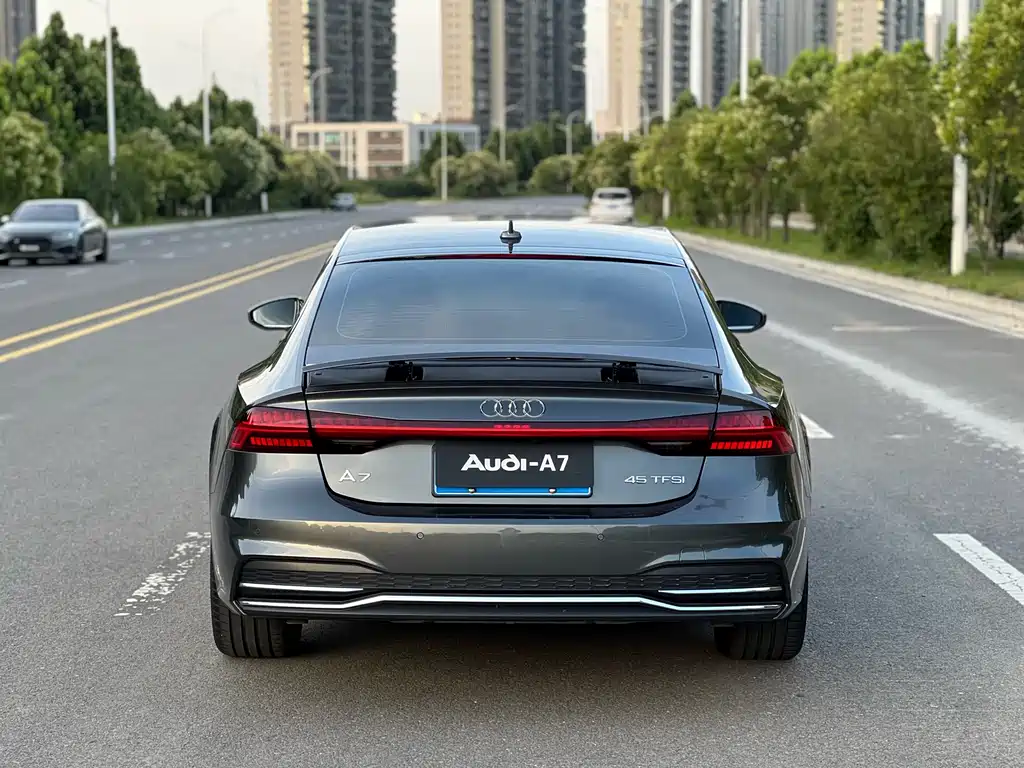 Audi A7 2024 — фото 5
