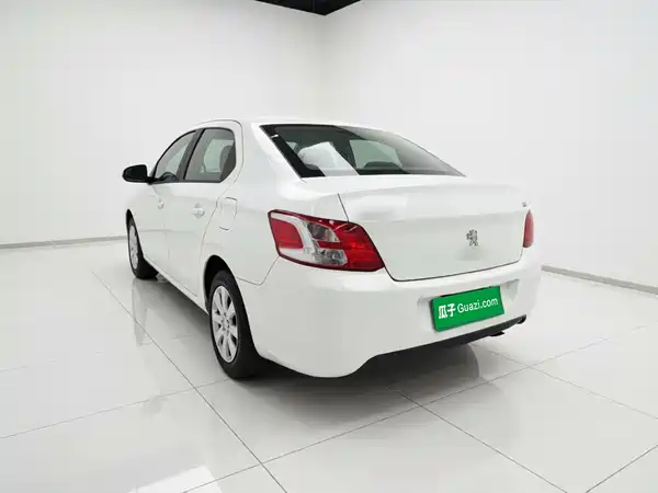 Peugeot 301 2015