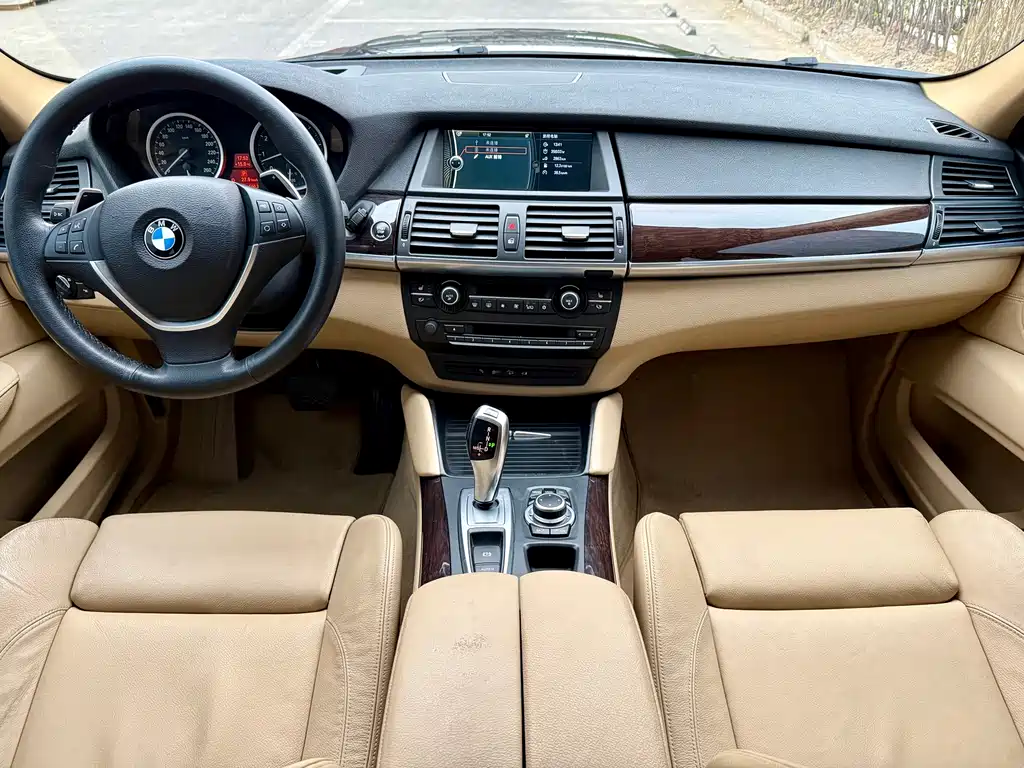 BMW X6 2014 — фото 9