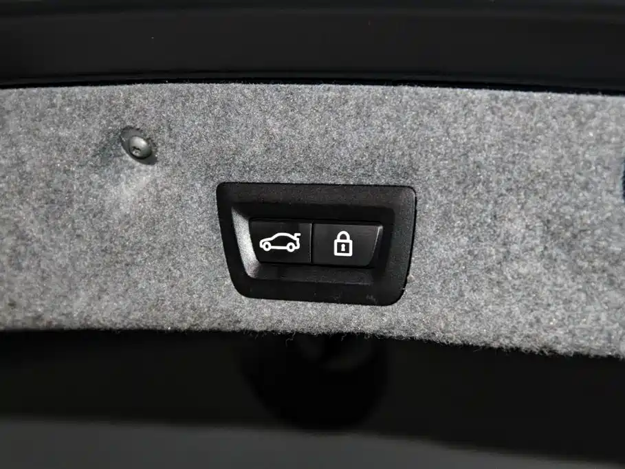 BMW 7 Series 2013 — фото 19