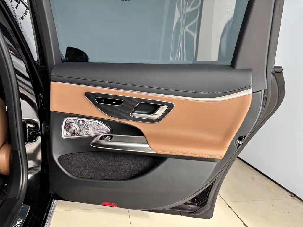 Mercedes-Benz E-Class New Energy 2025 — фото 22
