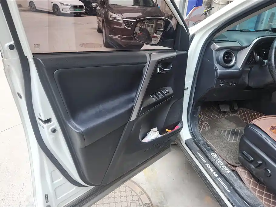 Toyota RAV4 2018