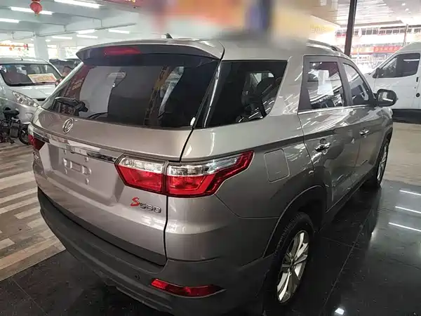 Dongfeng Scenery S560 2019
