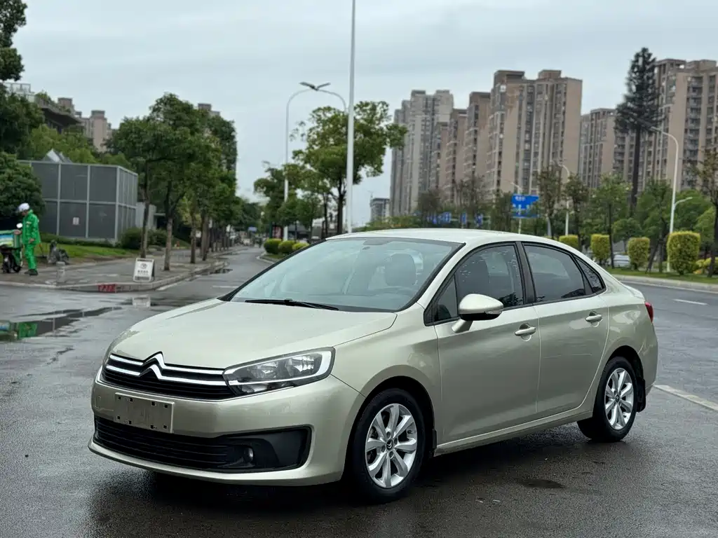 Citroen C4 2016 — фото 1