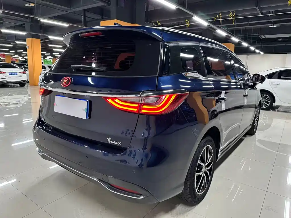 BYD MAX 2018 — фото 13
