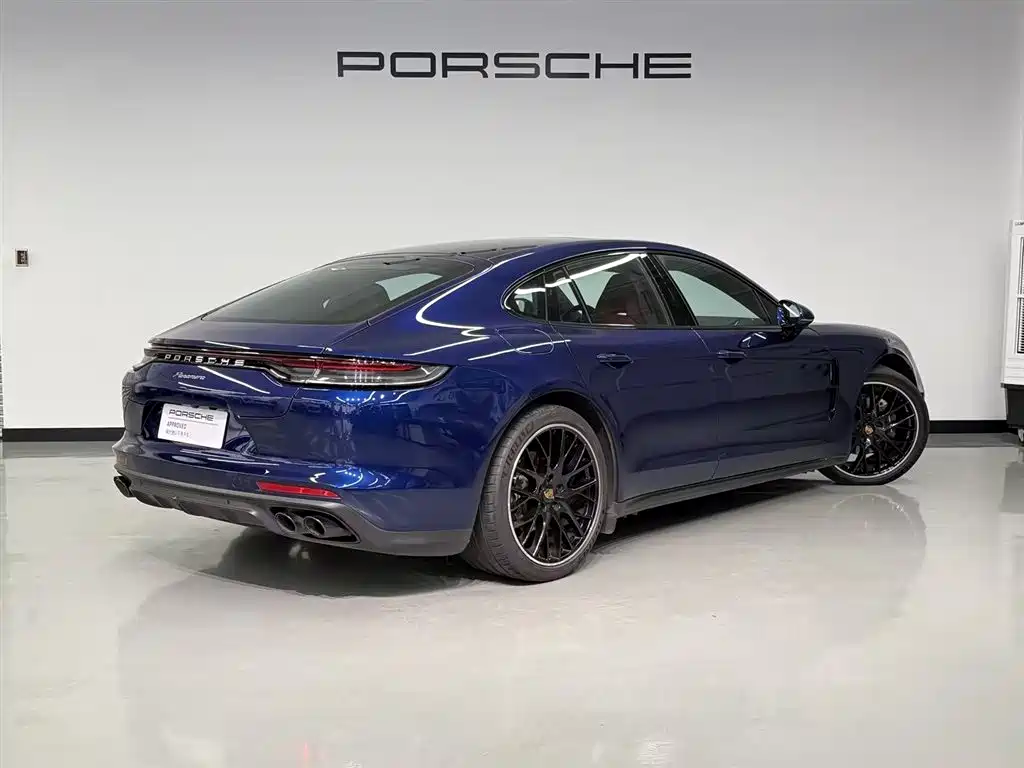 Porsche Panamera 2023 — фото 7