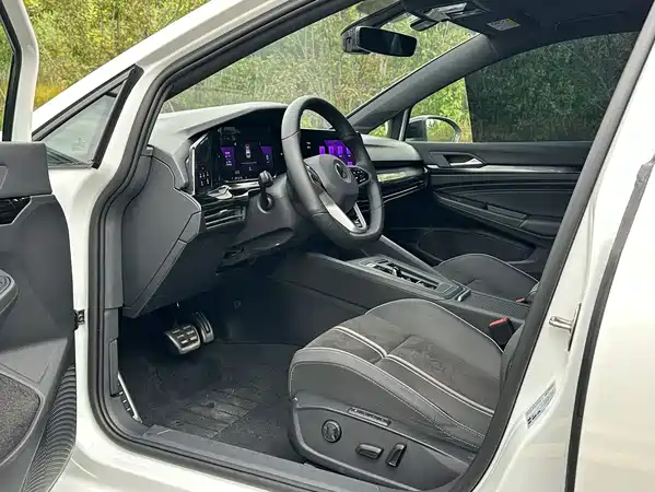Volkswagen Golf 2023