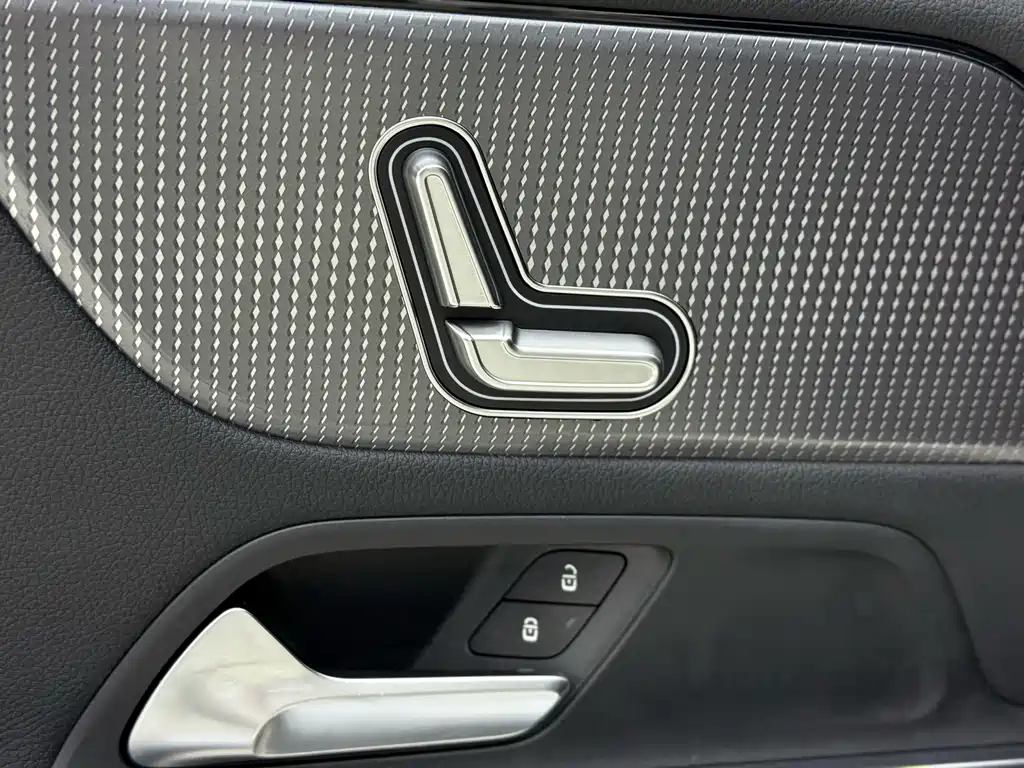 Mercedes-Benz B-Class 2022 — фото 11