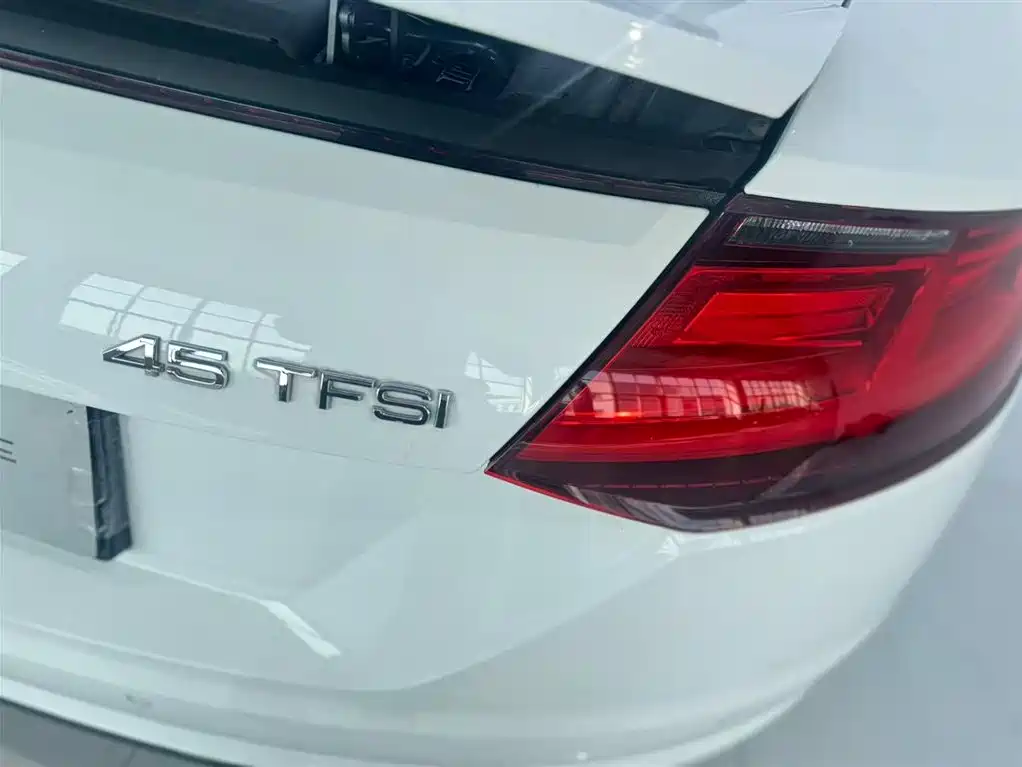 Audi TT 2016 — фото 16