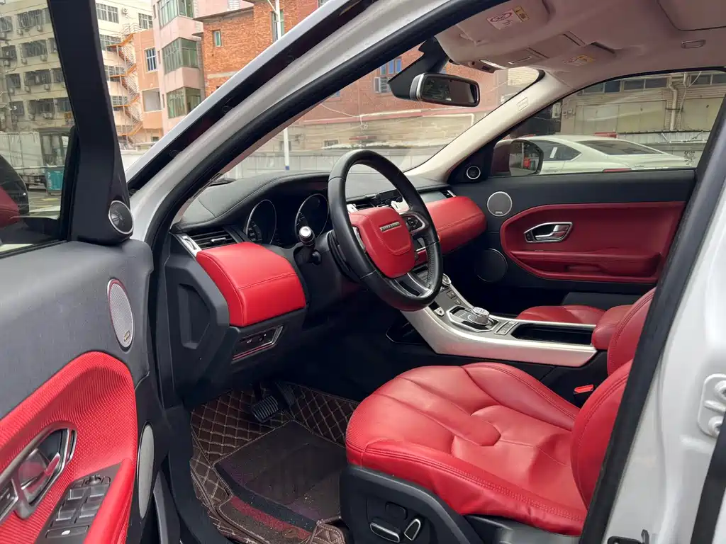 Land Rover Evoque 2015 — фото 4