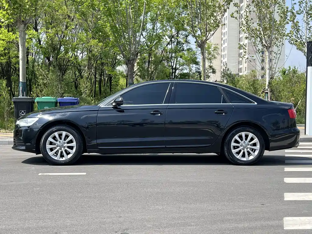 Audi A6L 2012 — фото 21