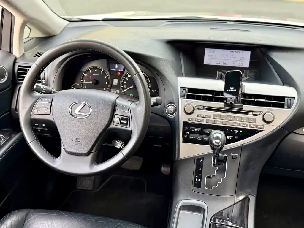 Lexus RX Classic 2011 — фото 15