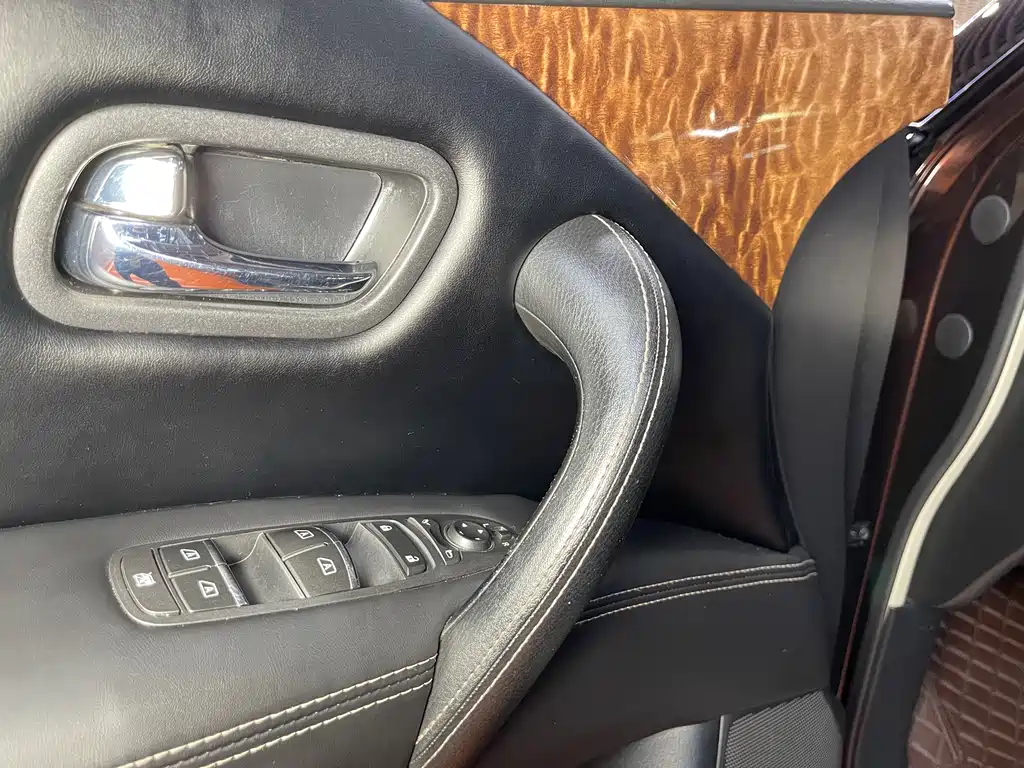 Nissan Patrol 2017 — фото 17