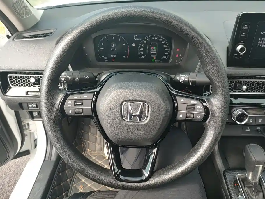 Honda Civic 2025 — фото 15