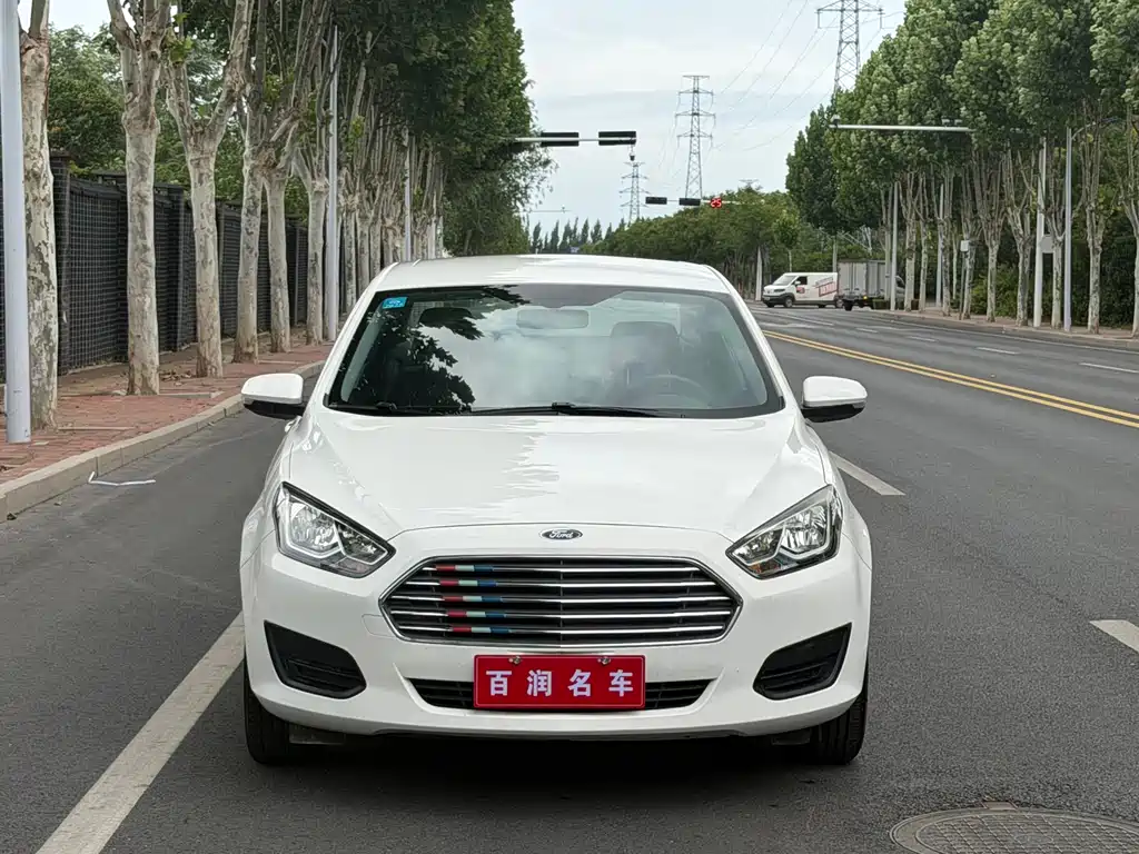 Ford Escort 2019
