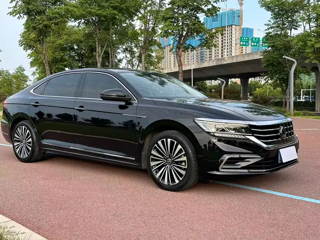 Volkswagen Passat 2021 — фото 3