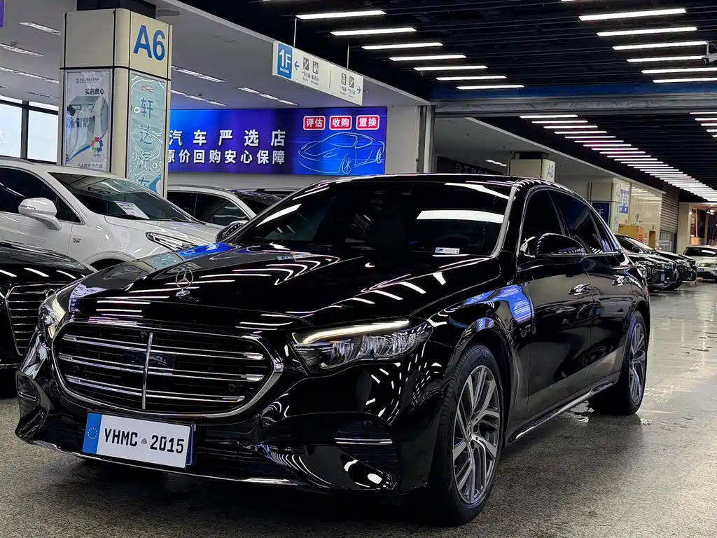 Mercedes-Benz E-Class 2024