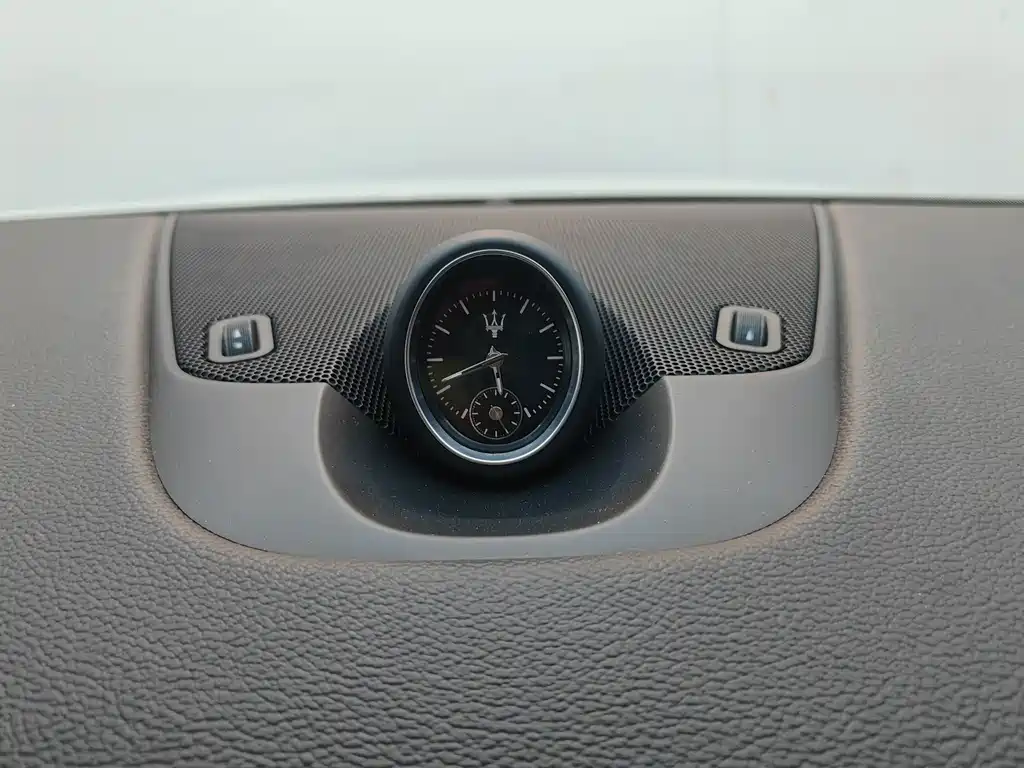 Maserati Levante 2022 — фото 10