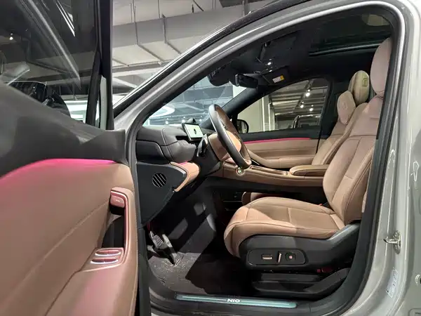 NIO ES6 2025