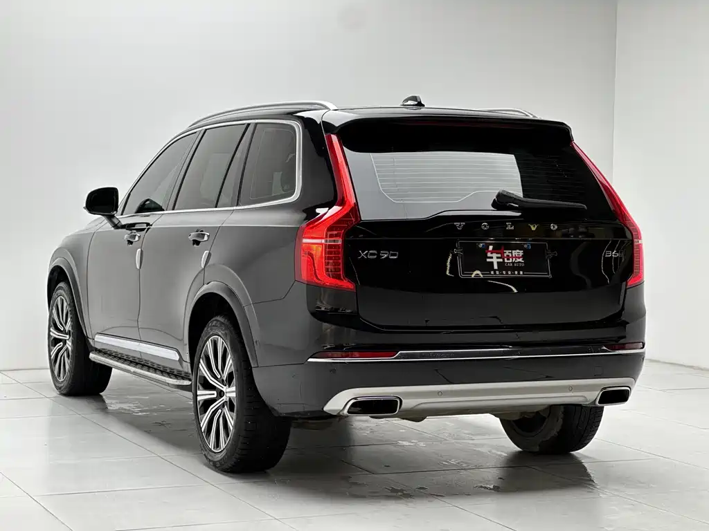 Volvo XC90 2021 — фото 6