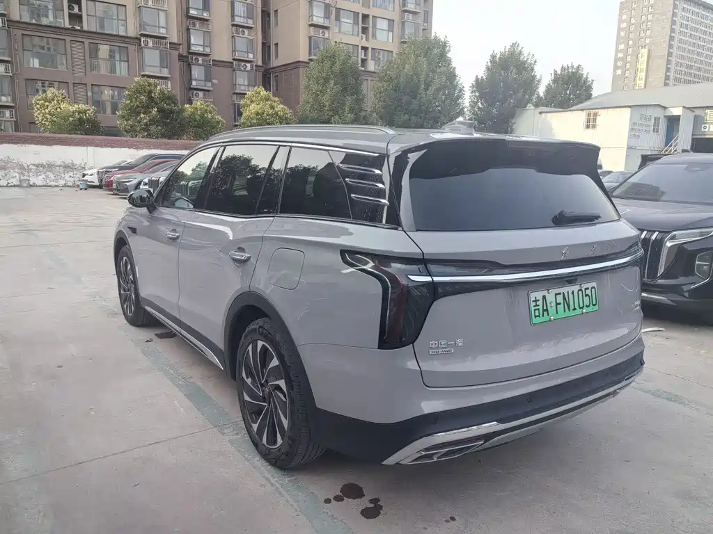 Hongqi HS7 PHEV 2024 — фото 4