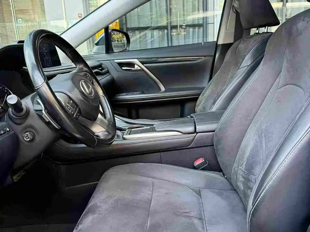 Lexus RX 2020 — фото 9