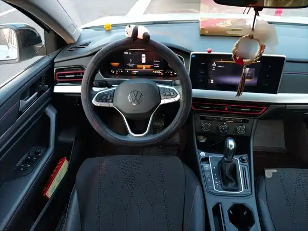 Volkswagen Lavida 2024