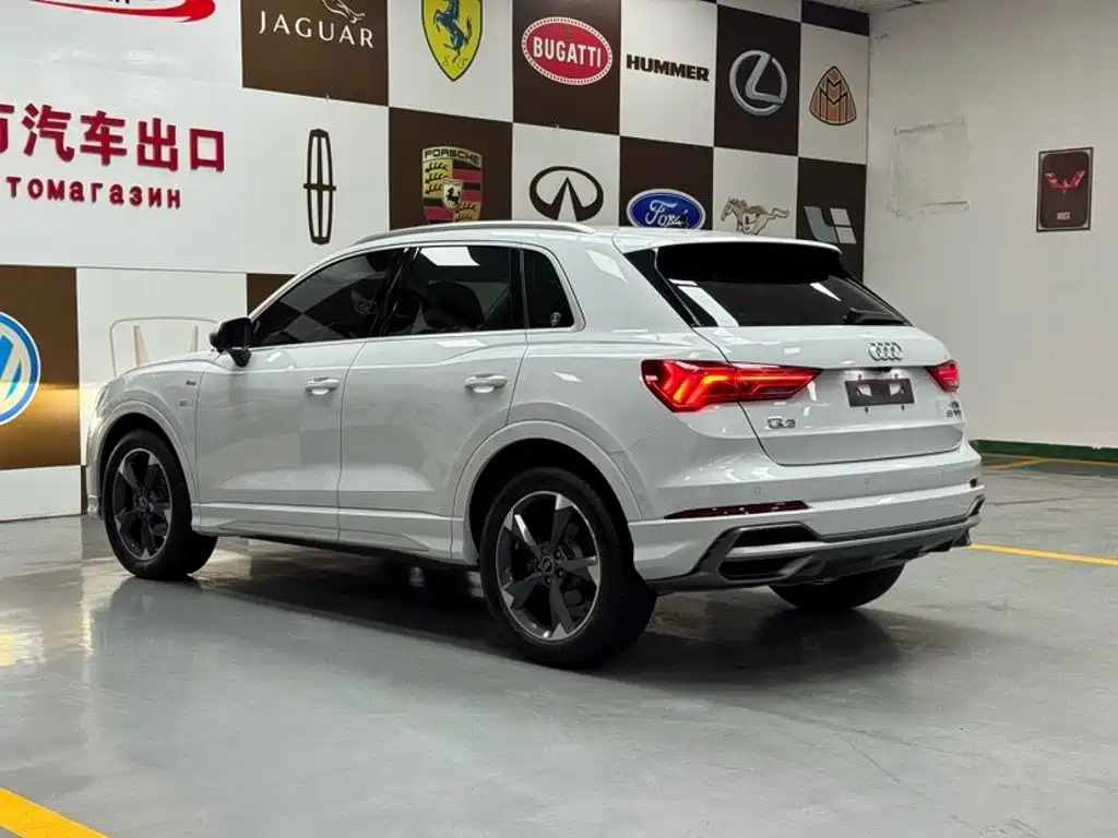 Audi Q3 2022