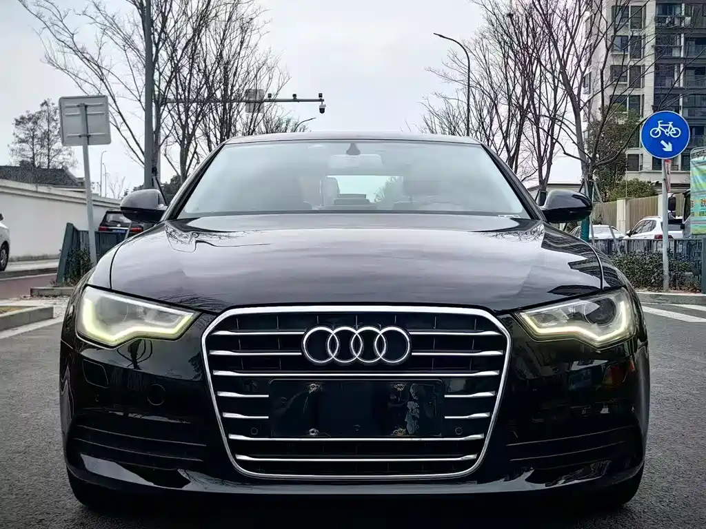 Audi A6L 2015 — фото 2