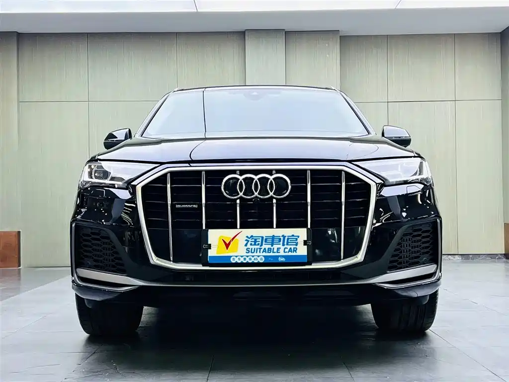 Audi Q7 2023 — фото 2
