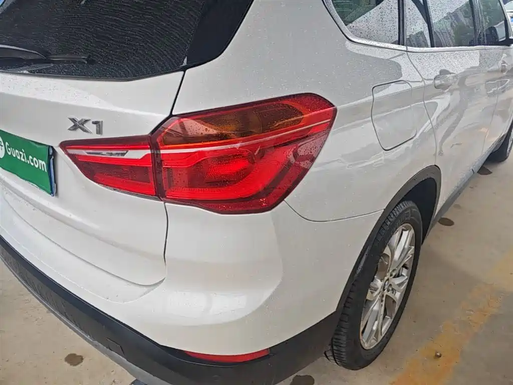 BMW X1 2018 — фото 8