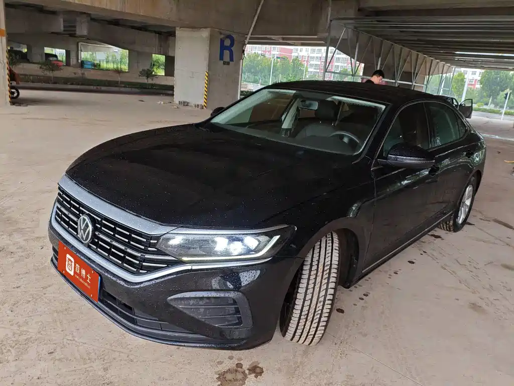 Volkswagen Passat 2022