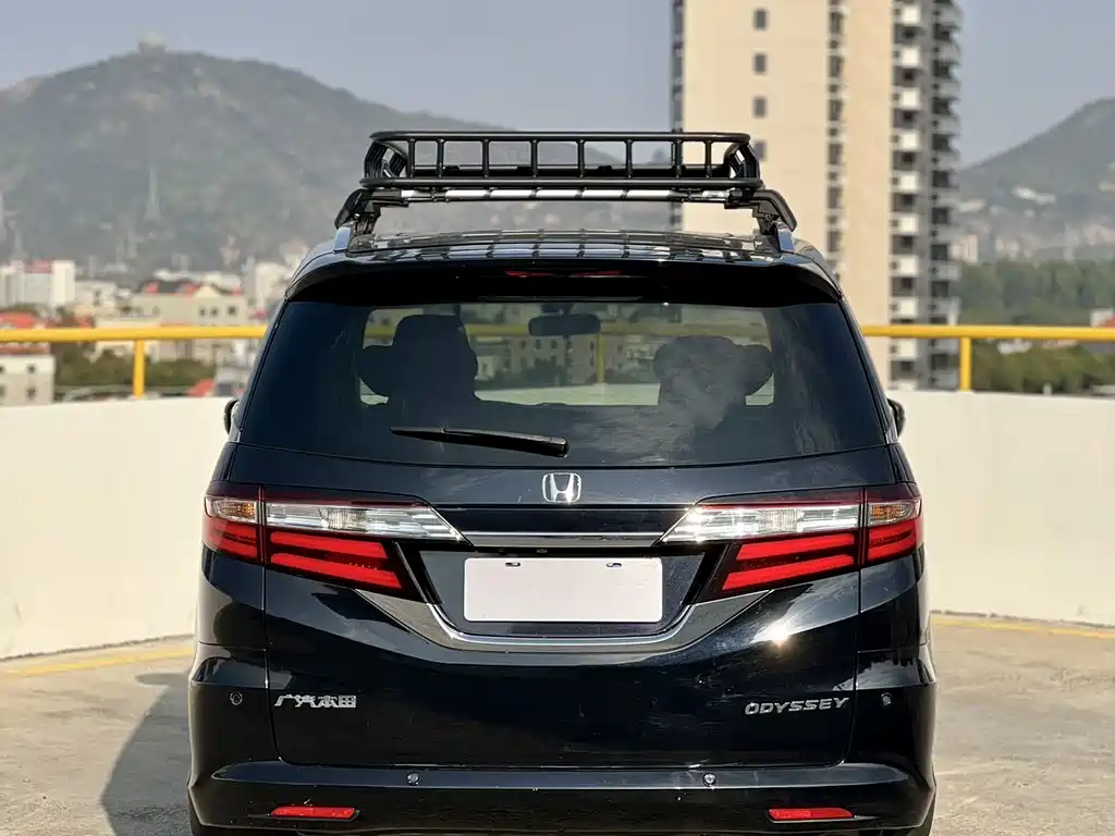 Honda Odyssey 2019 — фото 9