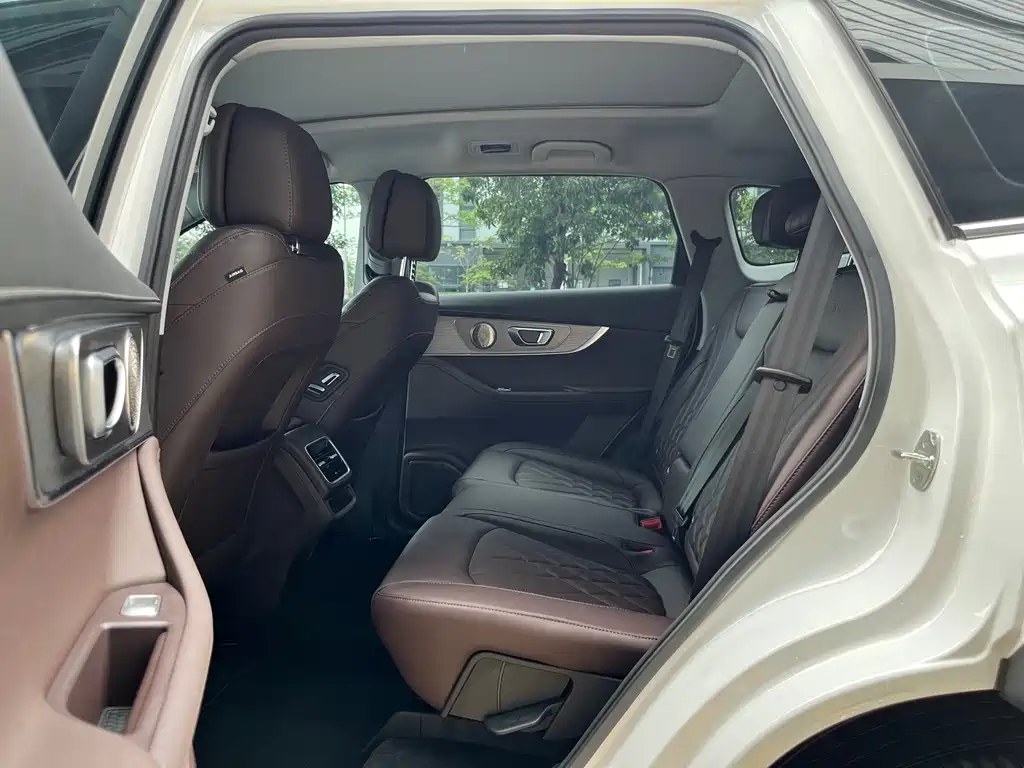 Chery Tiggo 8 PRO 2025 — фото 9