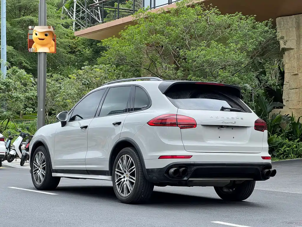 Porsche Cayenne 2015 — фото 8