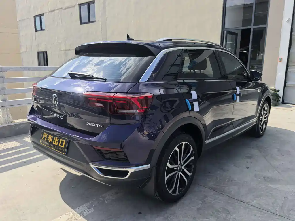 Volkswagen T-Roc 2022 — фото 9