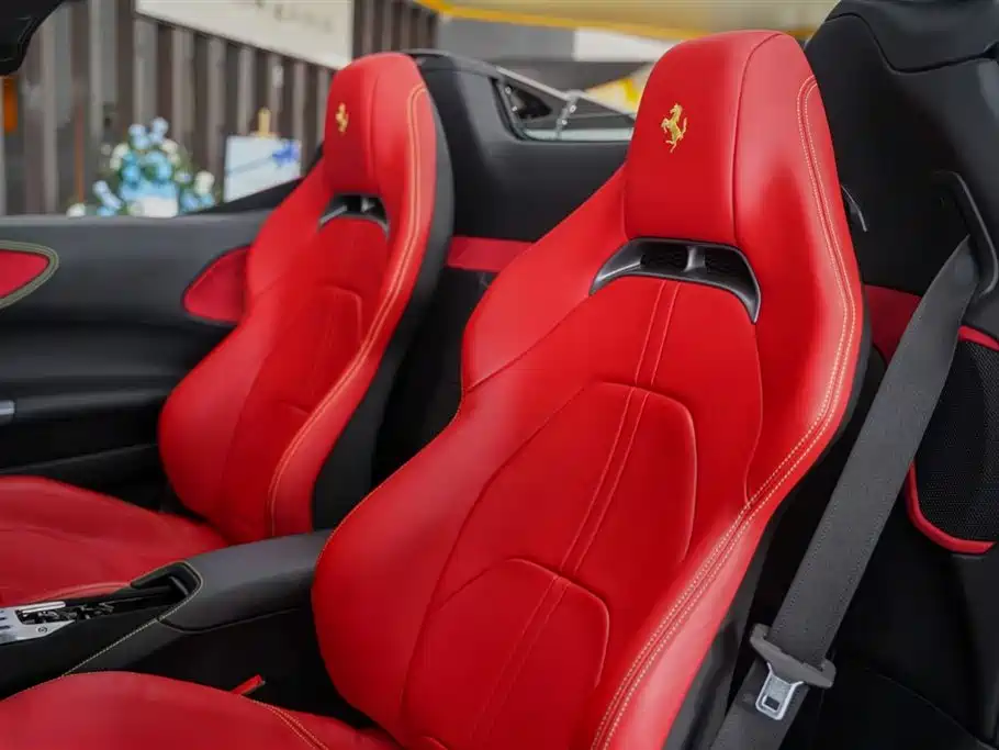 Ferrari SF90 2023 — фото 15