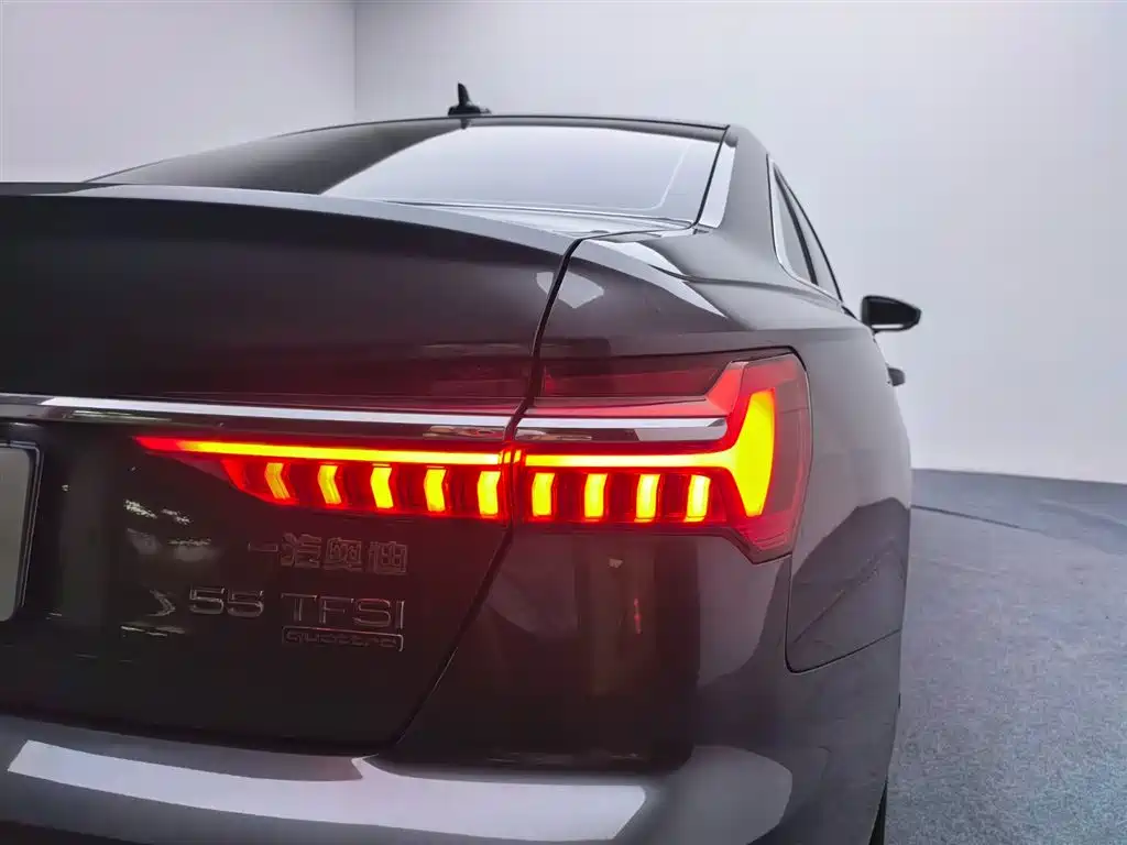 Audi A6L 2021 — фото 26