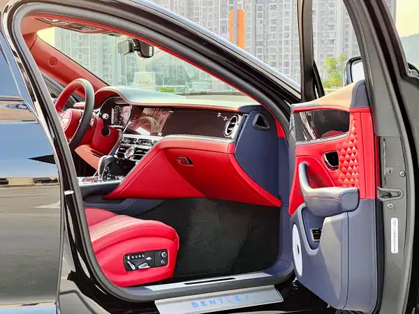 Bentley Flying Spur 2022