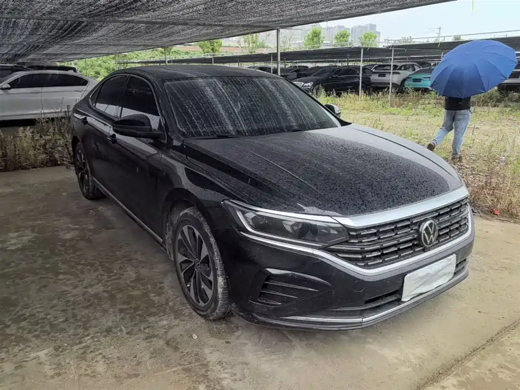 Volkswagen Passat 2023 — фото 4