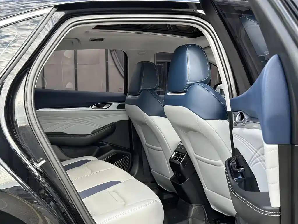 Geely Xingrui 2023 — фото 13