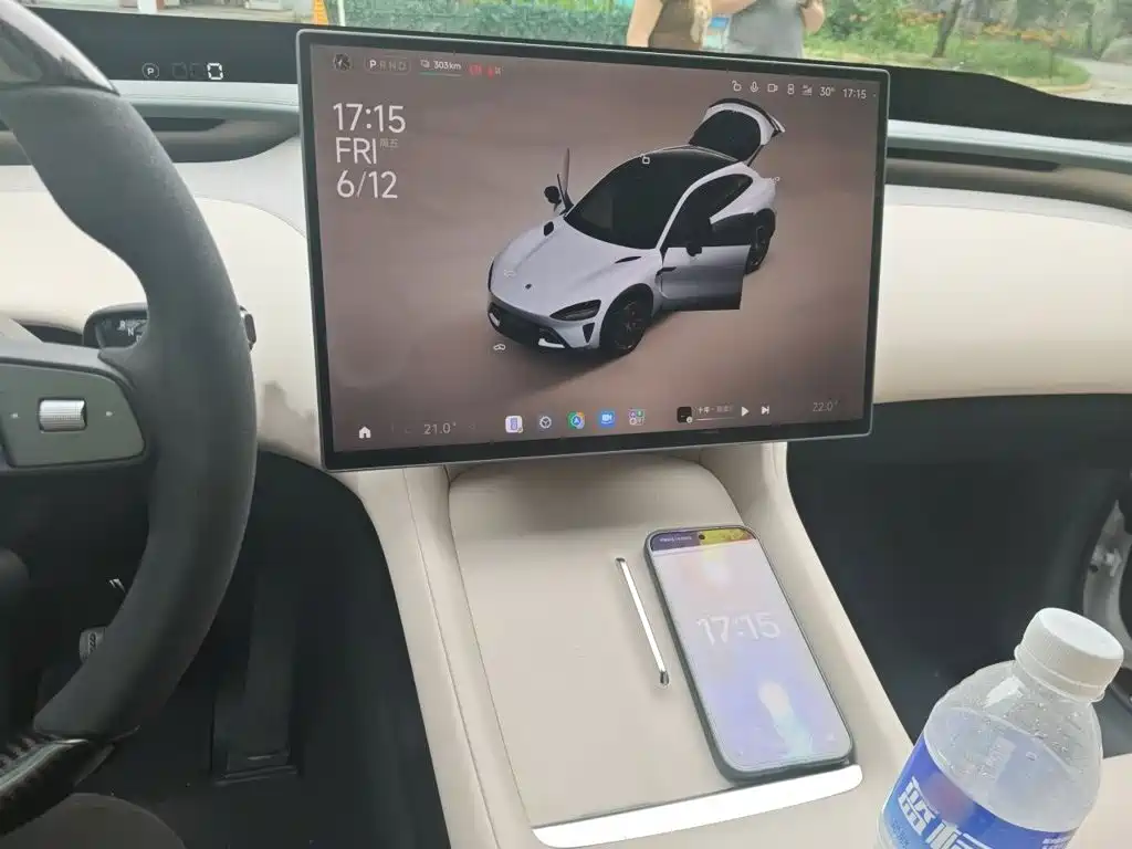 Xiaomi YU7 2025