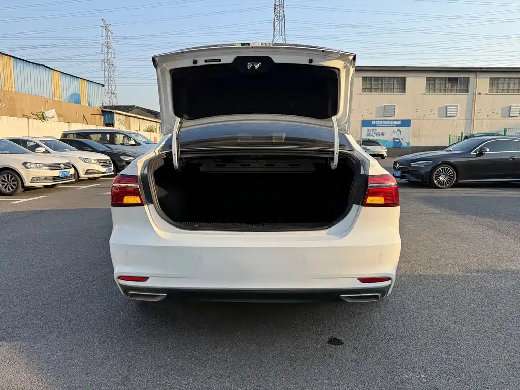 Roewe i6 Classic 2020 — фото 20