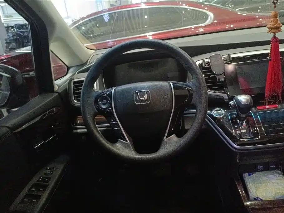 Honda Odyssey 2019 — фото 15
