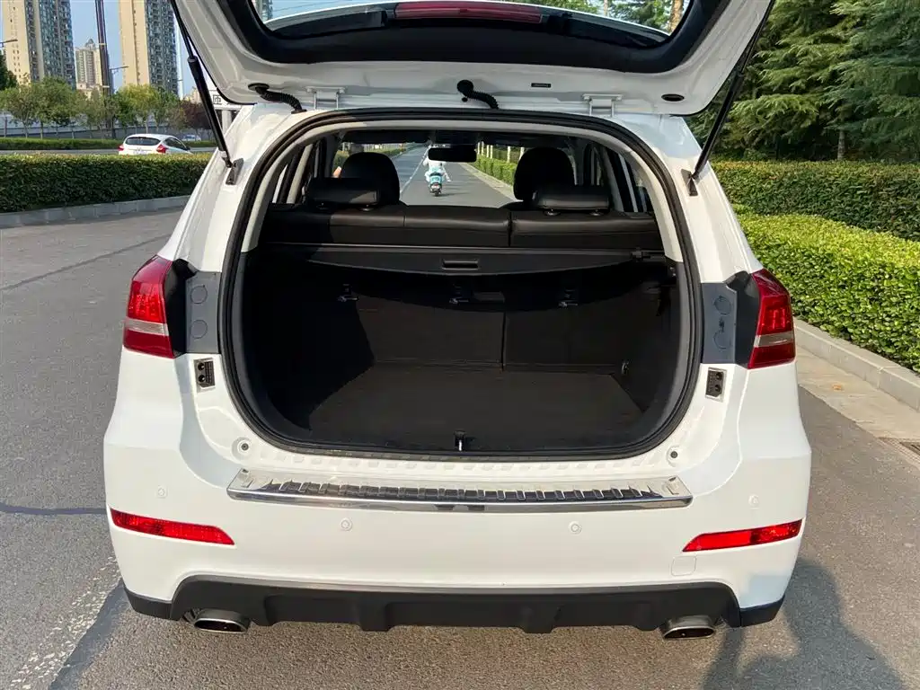 Haval H2 2015 — фото 15