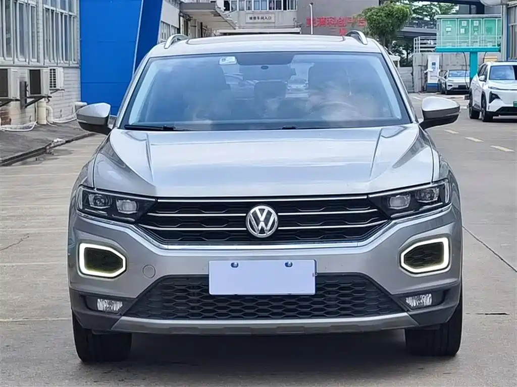Volkswagen T-Roc 2020 — фото 2