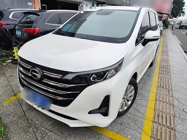 GAC Trumpchi M6 2021