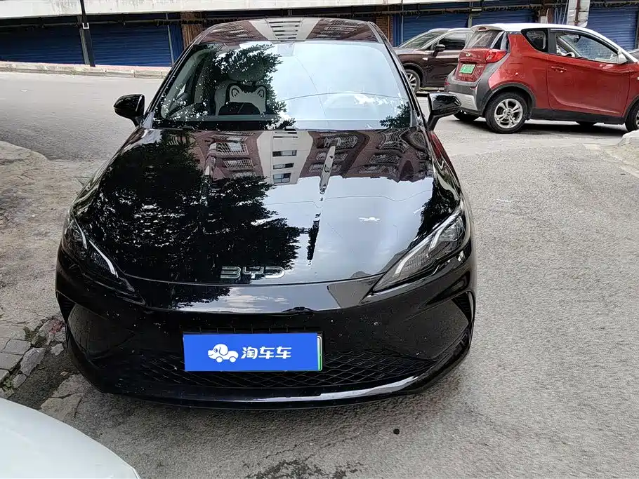 BYD Seal 05 DM-i 2025 — фото 2