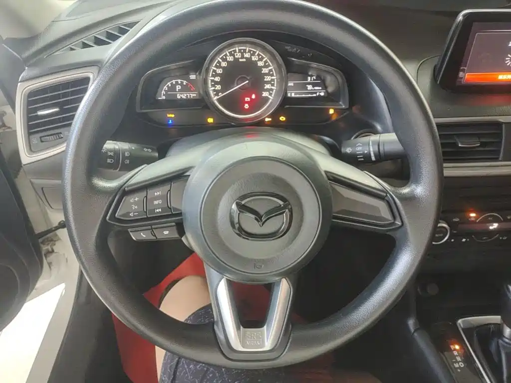 Mazda 3 Angkesela 2018 — фото 11